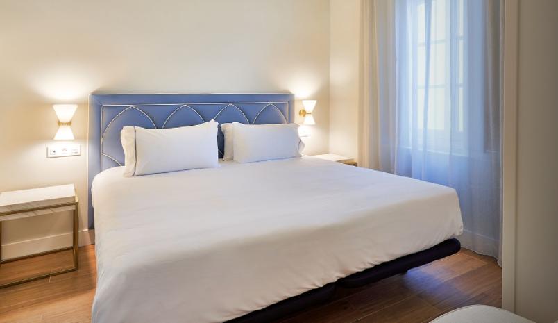 Tandem Palacio Veedor De Galeras Suites กาดิซ ภายนอก รูปภาพ